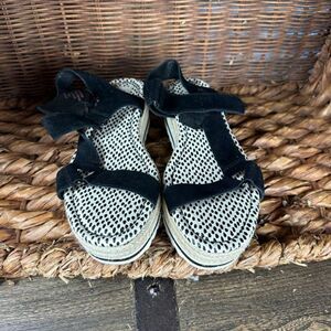 Crown Vintage Sz 7 1/2M Women's Black Korine Espadrille Platform Sandal
